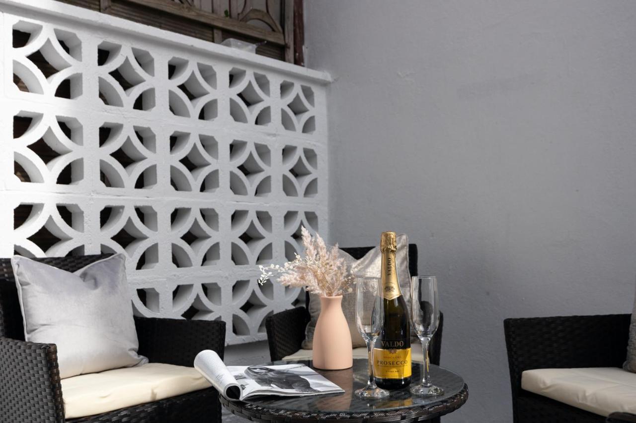 Spacious 4 Bedroom House Next To Kensington Palace 런던 외부 사진