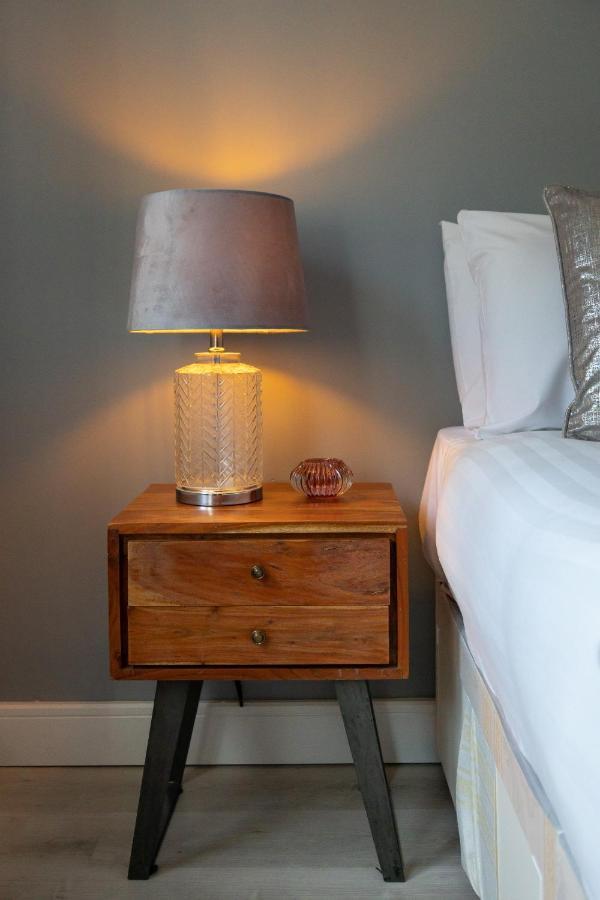 Spacious 4 Bedroom House Next To Kensington Palace 런던 외부 사진