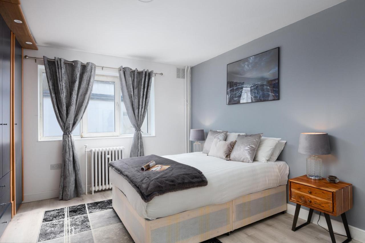 Spacious 4 Bedroom House Next To Kensington Palace 런던 외부 사진