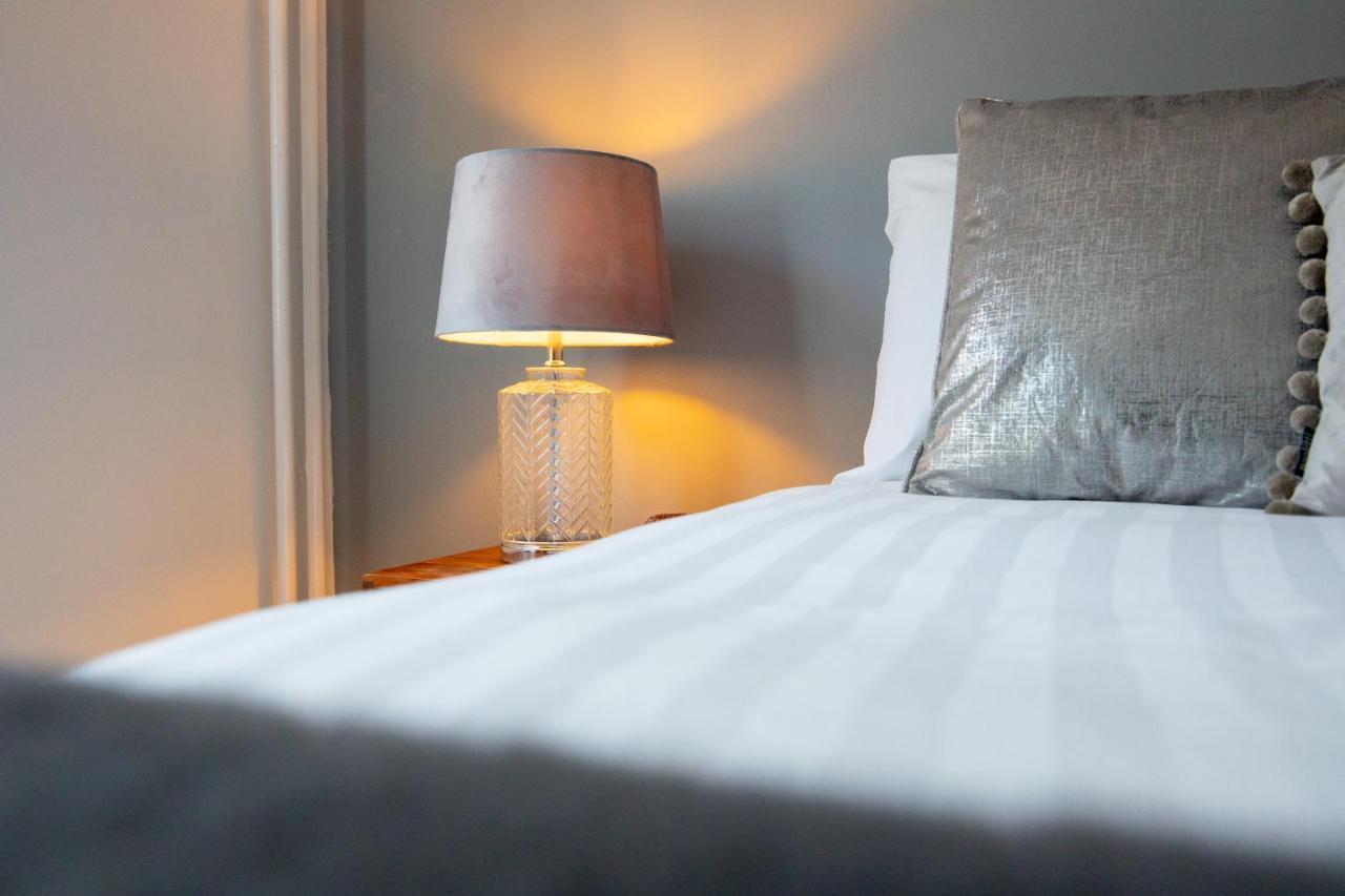 Spacious 4 Bedroom House Next To Kensington Palace 런던 외부 사진