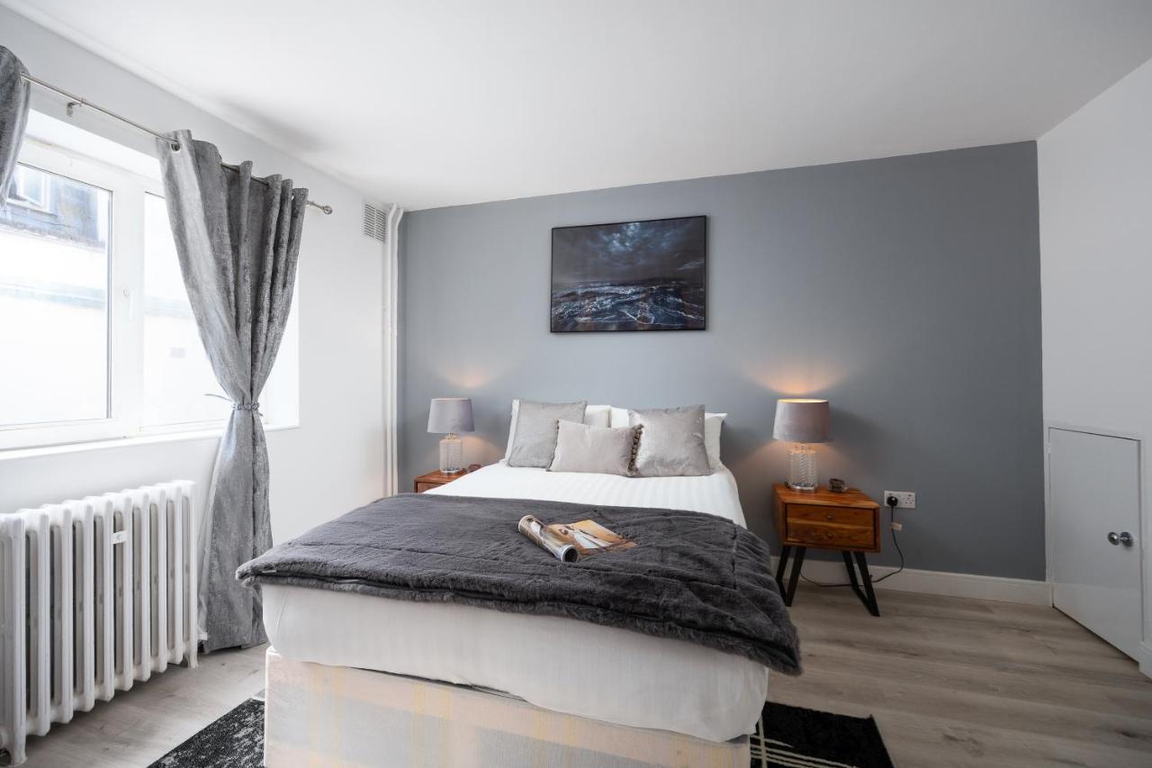 Spacious 4 Bedroom House Next To Kensington Palace 런던 외부 사진